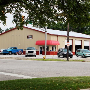 pole barn auto tech store