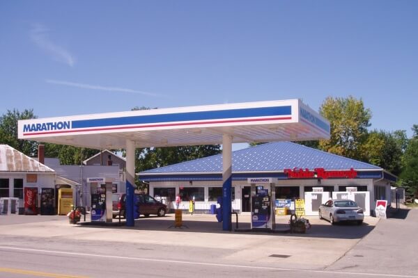 post frame marathon gas station convenience store